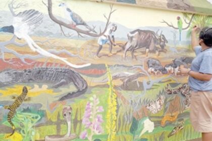 Aldona in myriad hues