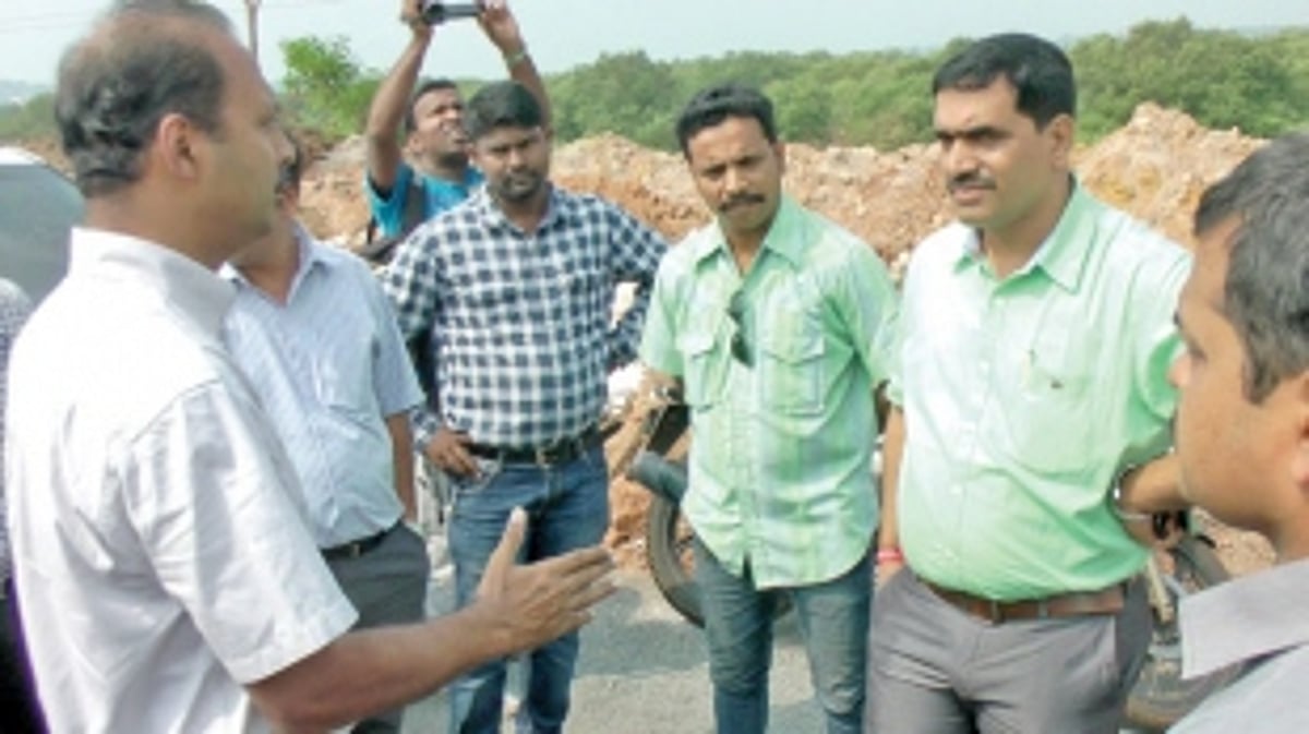 Alert Merces villagers stop dumping of garbage in fields