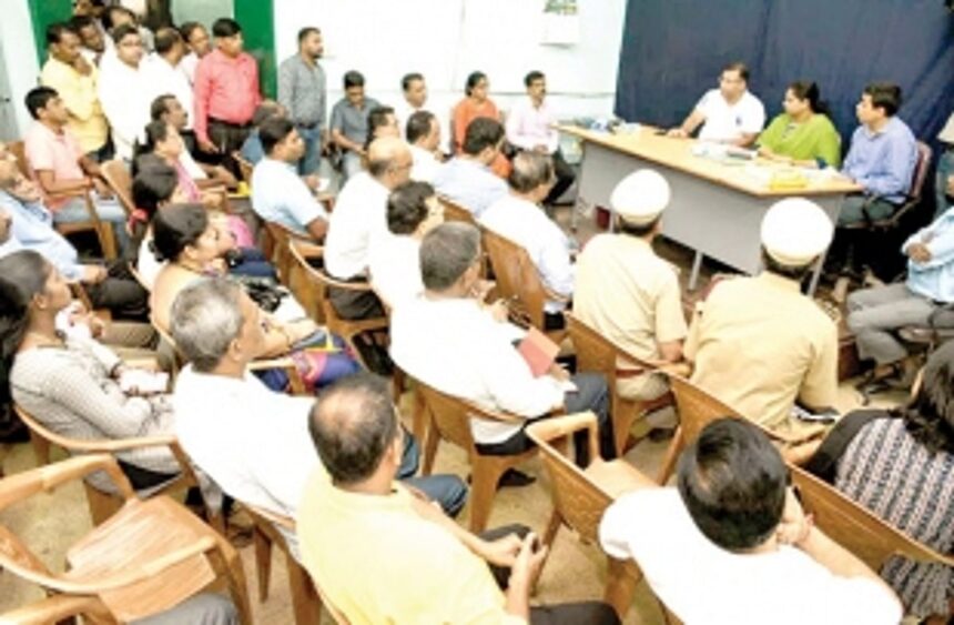All flood affected will get compensation: Minister 1 All flood affected will get compensation: Minister