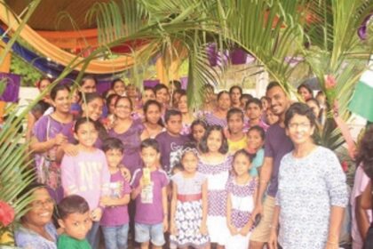 All for one, one for all: ‘Carmona Ekvottacho Dis’