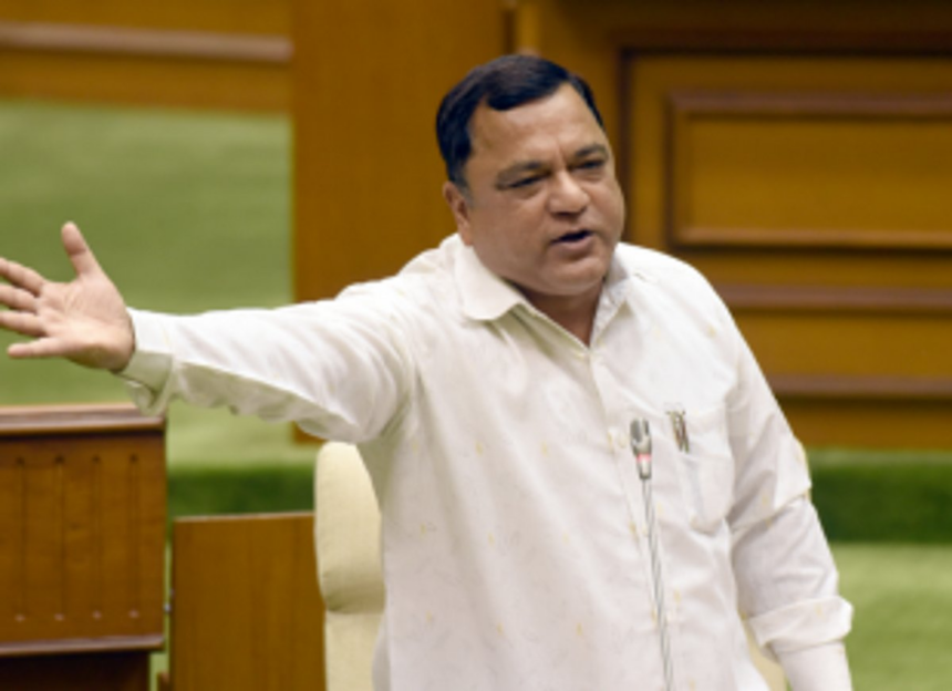 All taxis to have Digital Fare Meters within six months