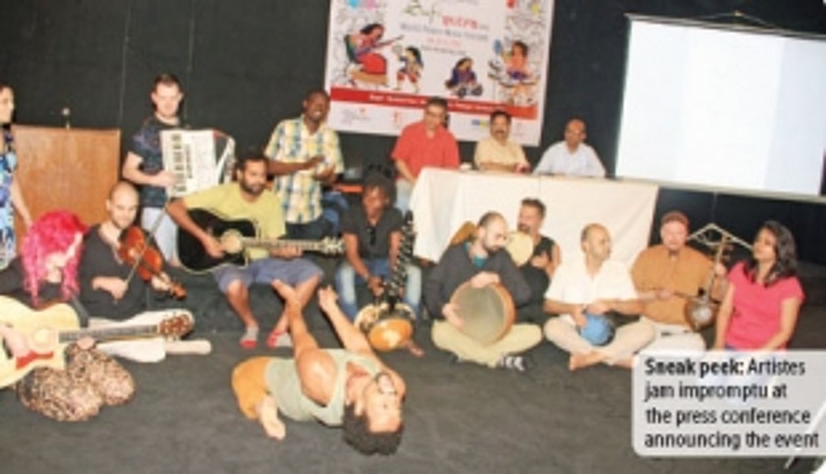 All the world’s on this stage!