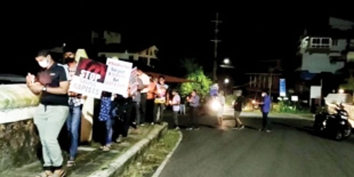Alonda locals hold candlelight vigil, seek justice for Hathras rape victim