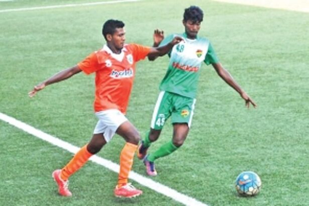 Alston’s last-gasp goal hands Sporting first win