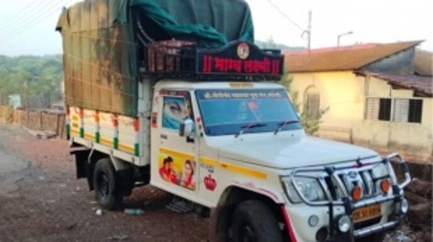 Amboli Police apprehends one; 6 lakh worth of goods seized along with the car