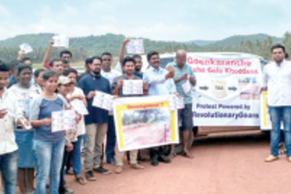Ambora residents protest against bad roads