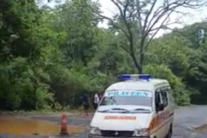 Ambulance struggles on pothole - riddled road at Surla while transporting patient from Goa to Belgaum