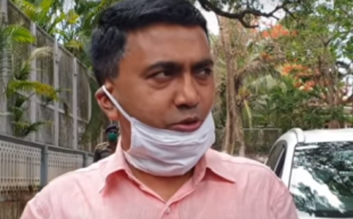 Amidst pandemic, political scene hots up in Goa