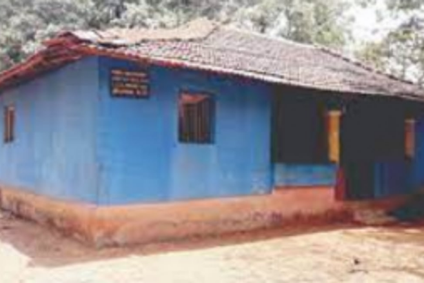 Anganwadi at Deulwada needs urgent repairs