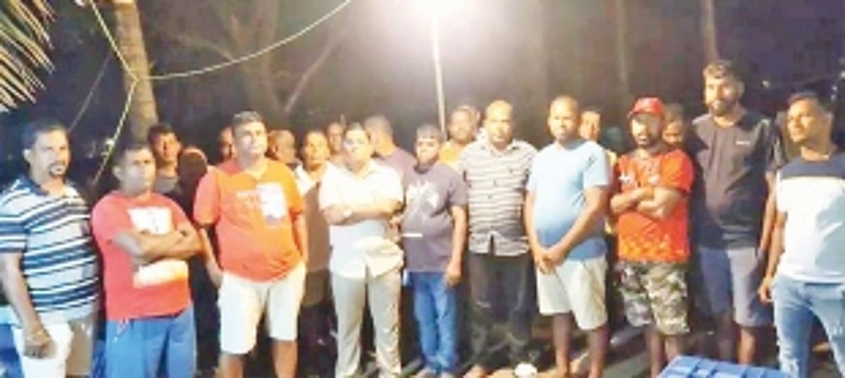 Angry Benaulim fishermen demand action over torching of canoes