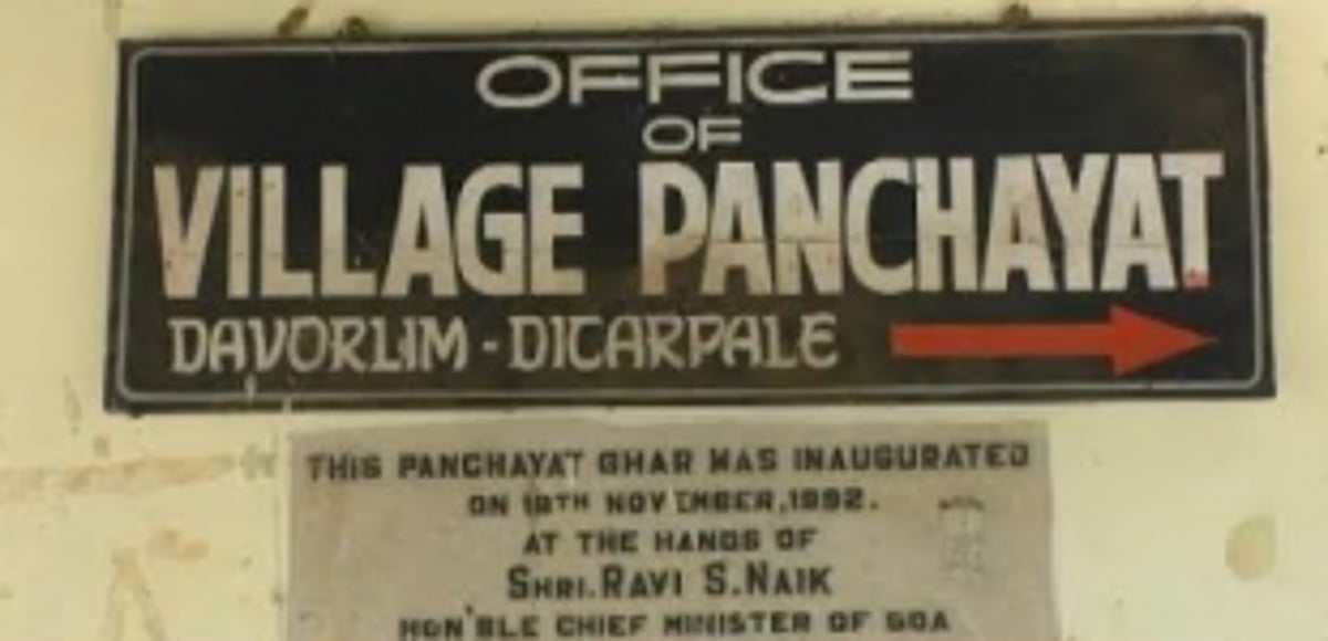Angry Davorlim locals  grill panch over NOC