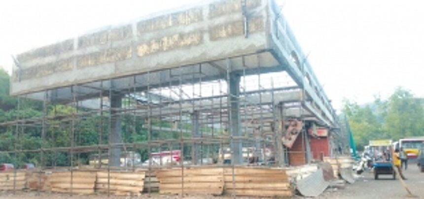 Angry commuters call for CM’s intervention to re-start renovation of KTC bus shed 1 Angry commuters call for CM’s intervention to re-start renovation of KTC bus shed