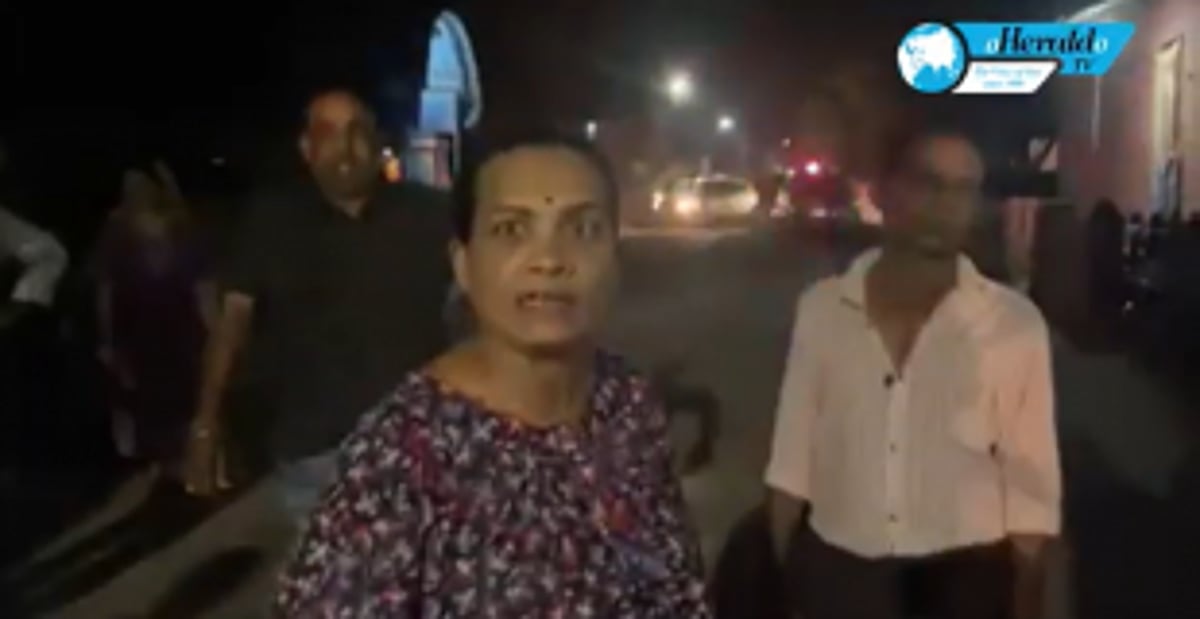 Angry local block Saligao Tinto Road due to accident; no tiling even after 15 coconuts broken