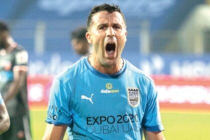 Angulo hurts the Gaurs on his Mumbai debut