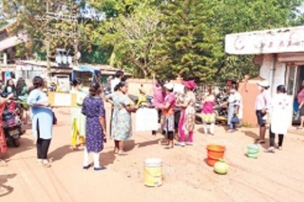 Anjuna Caisua locals protest PWD’s  failure to supply regular water