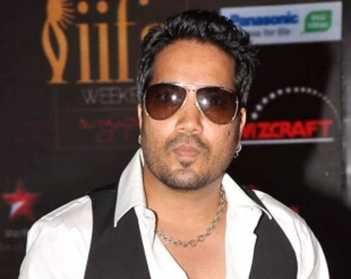 Anjuna Panchayat inspects Mika Singh’s alleged illegal construction