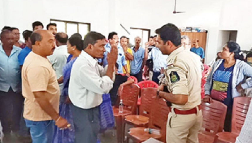 Anjuna gram sabha adjourned due to ZP elections Code of Conduct