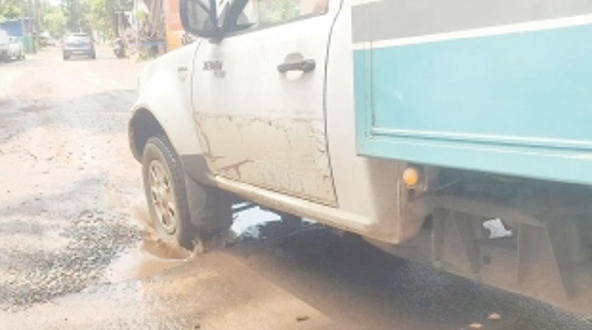 Anjuna locals  bear the brunt of potholed roads