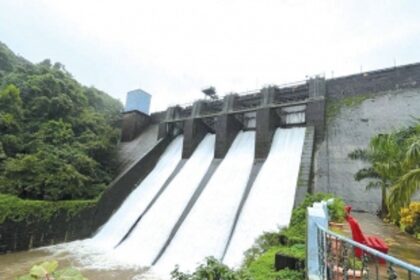 Anjunem dam reaches full capacity, discharge of excessive water begins