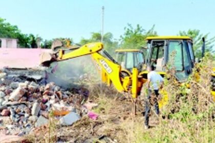 Another 43 illegal structures bite the dust at Zuarinagar