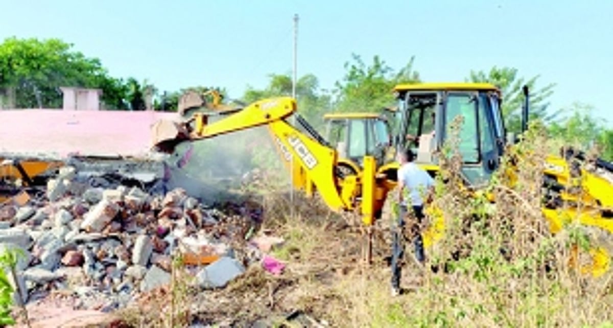 Another 43 illegal structures bite the dust at Zuarinagar
