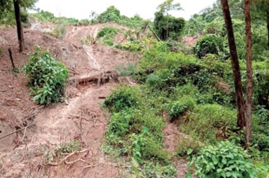 Another landslide; retaining wall along road to Baga Retreat House collapses