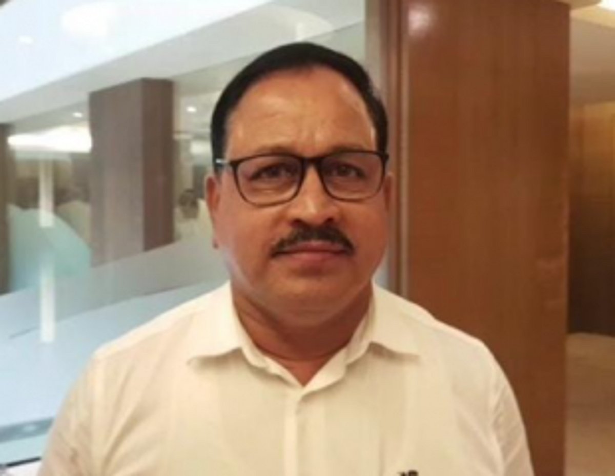 Anti-green minister Phal Desai misleads people to gather and  protest against Eco-sensitive zones to the Central team