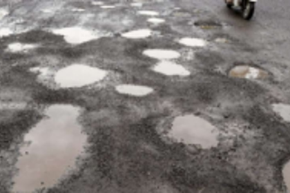 Aquem-Baixo youth criticise  PWD over potholed roads