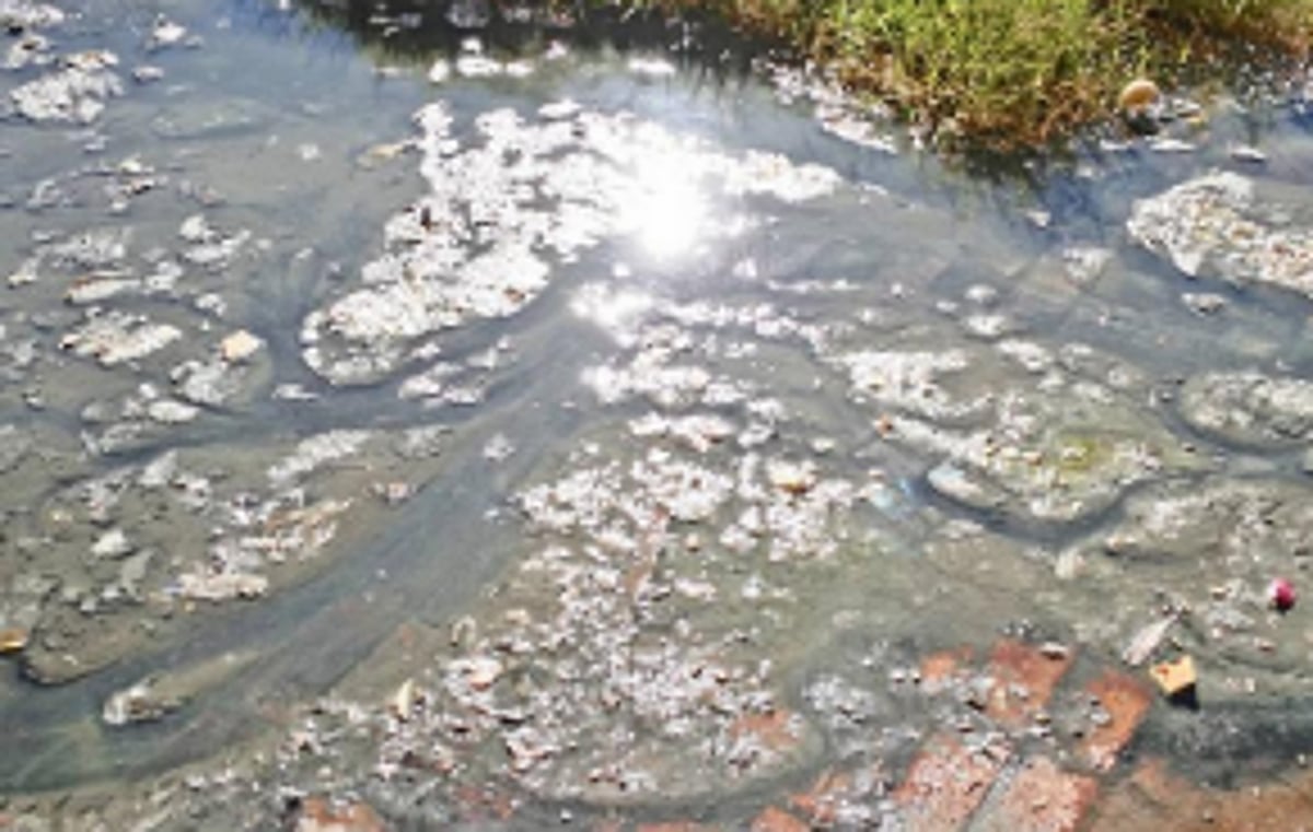 Aquem local complains of sewage overflowing