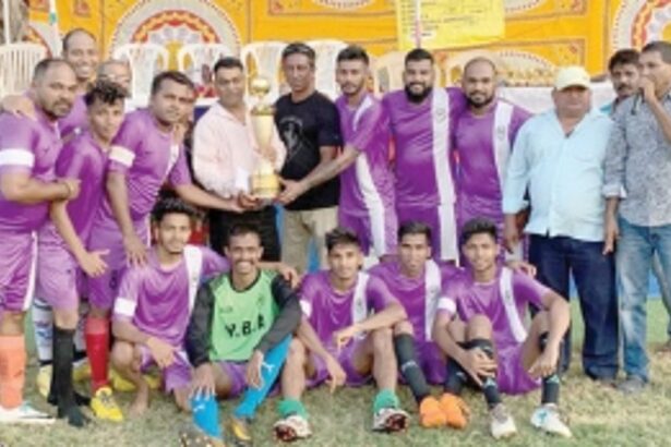 Arady B lift 3rd Friends Circle Inter-ward Trophy