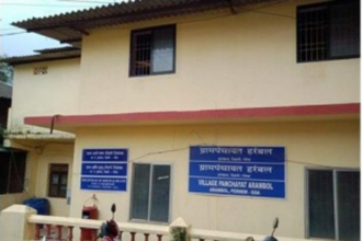 Arambol locals upset over work delays as talathi travels 50 km, reaches late to work