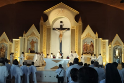 Archbishop Filipe Neri Cardinal Ferrao Inaugurates the New Jesus Mary Joseph Church in Nuvem