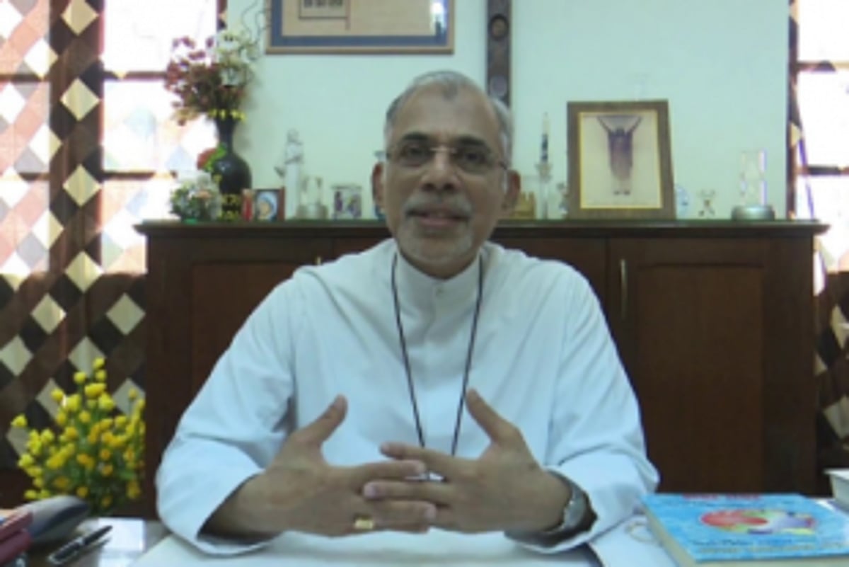 Archbishop, Guv, CM extend New Year greetings