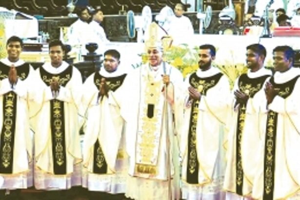 Archbishop ordains six diocesan priests in ceremony at Se Cathedral