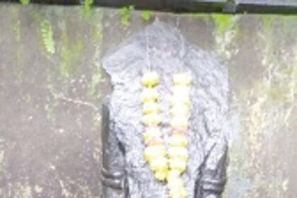 Archives Dept to pick old temple ruins found in Navelim