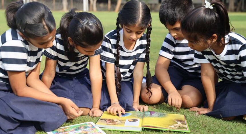 Are children losing interest in reading? 1 Are children losing interest in reading?