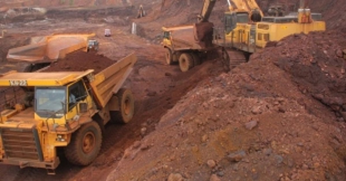 Are e-auctioned ore transporters still violating HC orders?