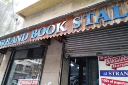 Are we becoming a world without bookshelves?