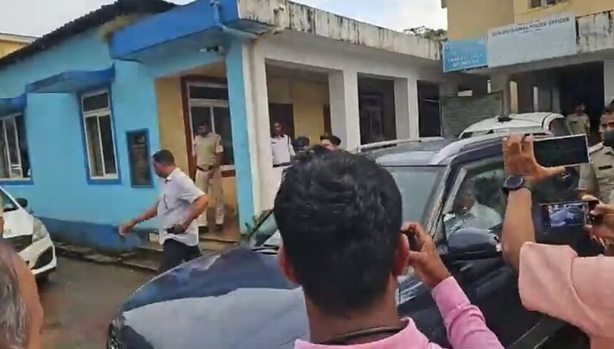 Are you satisfied with directions to Subhash Velingkar to appear before police or did they expect more to be done? 1 Are you satisfied with directions to Subhash Velingkar to appear before police or did they expect more to be done?