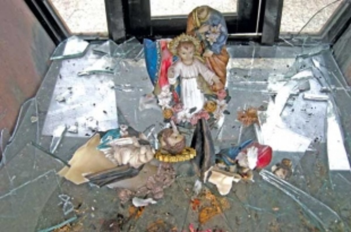 Areal falls prey  to vandals