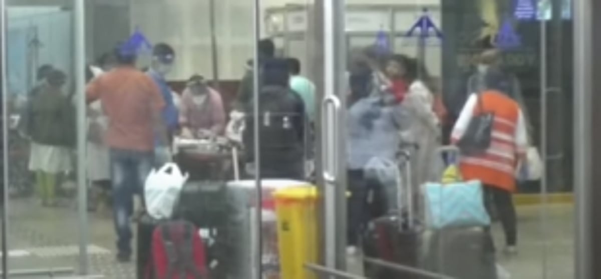 Argument at airport on Monday night was unacceptable: Govt