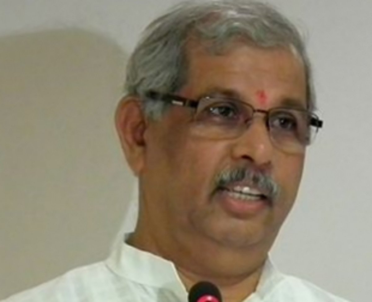 Arlekar denies  return to Goa politics