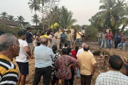 Arossim locals protest against underpass for second consecutive day