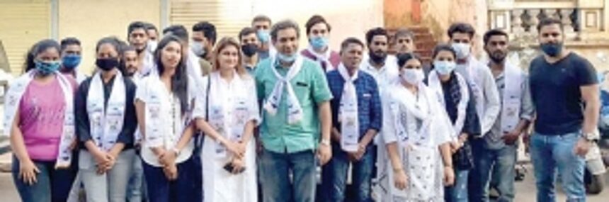 Around 20 Cong members join AAP 1 Around 20 Cong members join AAP