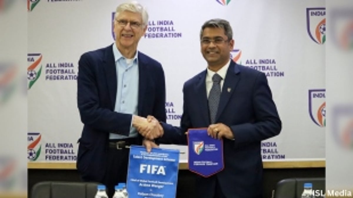 Arsène Wenger completes landmark visit to India to help unlock country’s potential