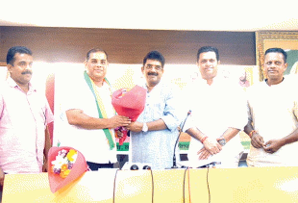 Articulate lawyer Yatish to advocate BJP’s cause