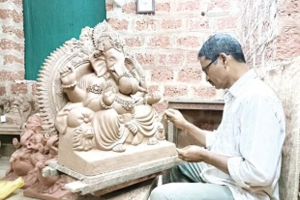 Artisans spiritually immersed in making of Ganesh idol