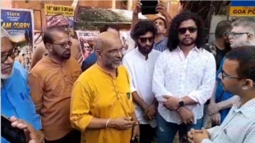 Artistes launch agitation, demand white paper on Kala Academy 1 Artistes launch agitation, demand white paper on Kala Academy