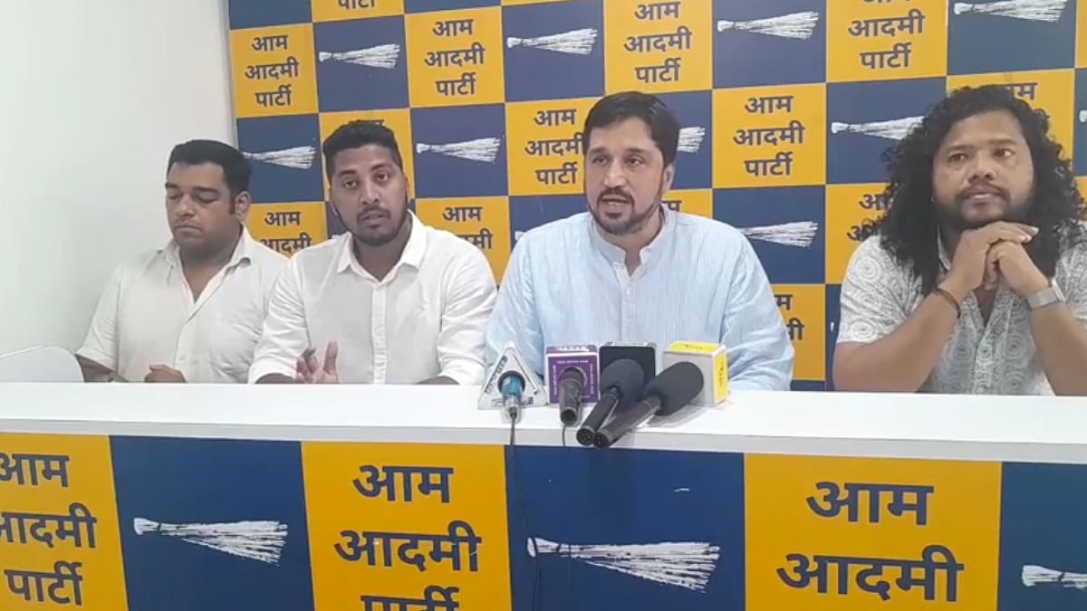 As CM threatens defamation, AAP welcomes defamation suit