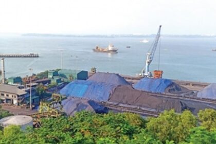 As people remained indoors, the pandemic of killer coal pollution continued to spread in Mormugao